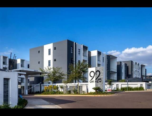 2 BEDROOM APARTMENT FOR SALE IN HALFWAY GARDENS